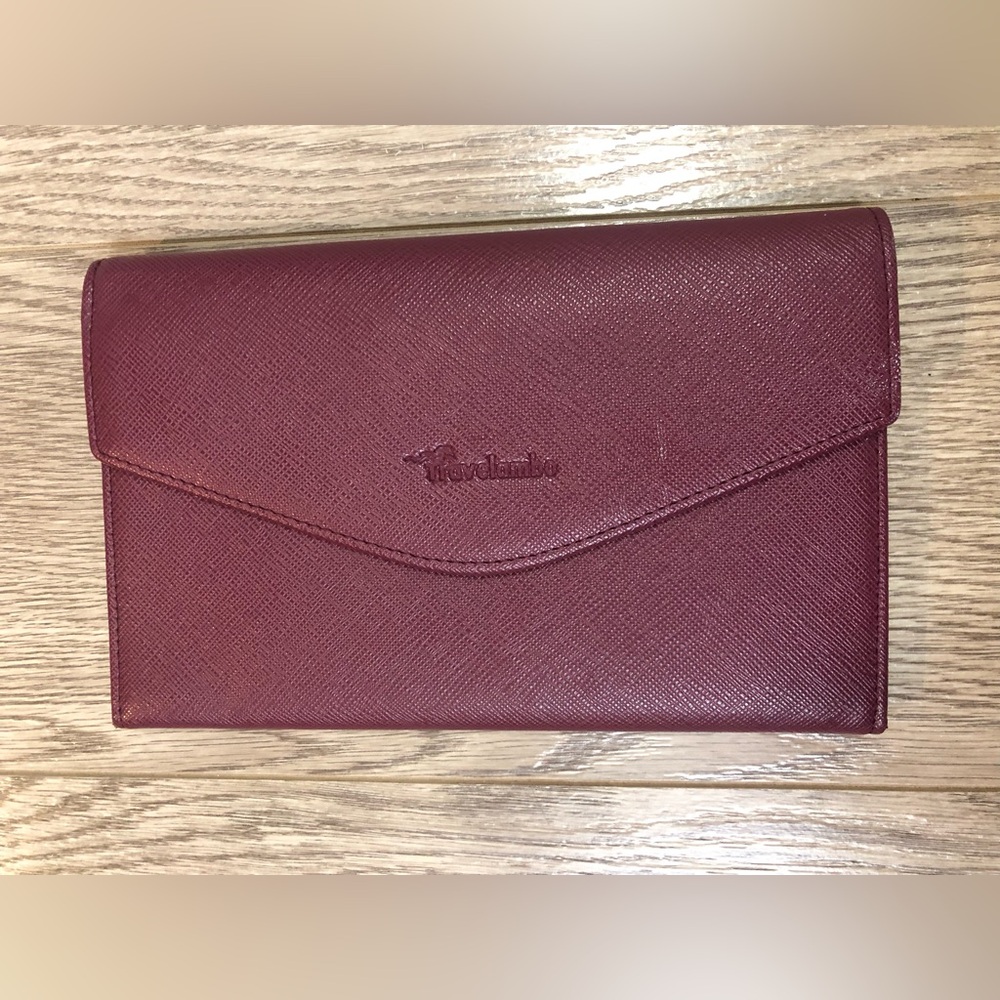 ✨$10 Clear Out ✨ Travelambo RFID-Blocking Slim Travel Women's Burgundy Clutch